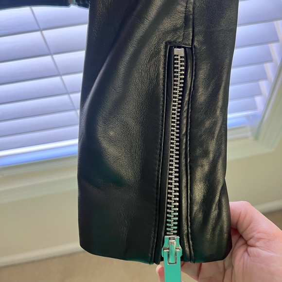 New Zara Leather jacket, size M. - Picture 3 of 4